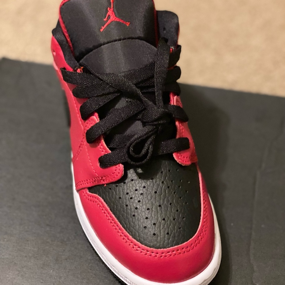 Air Jordan Retro 1’s.